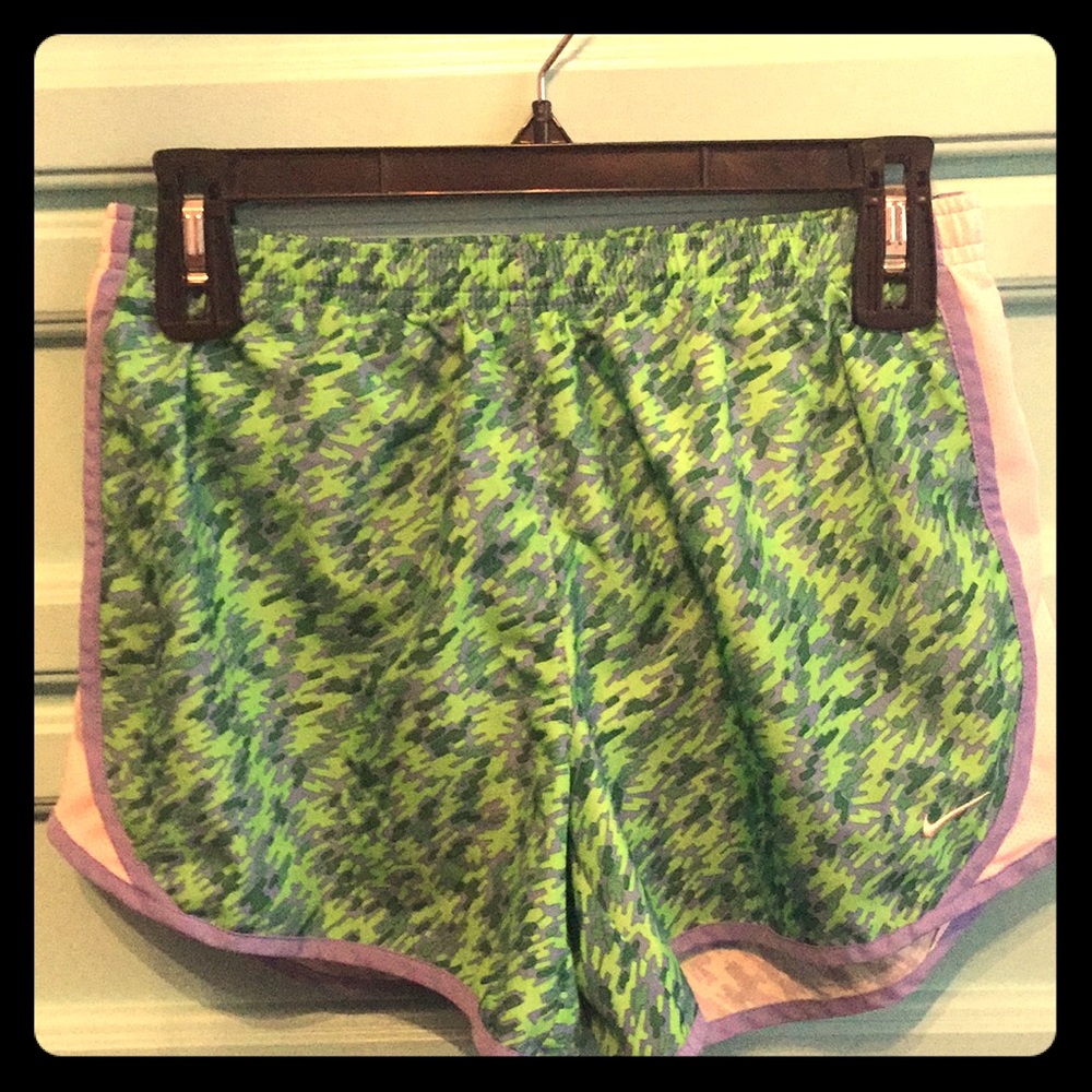 Nike Girls Dri-Fit XL shorts